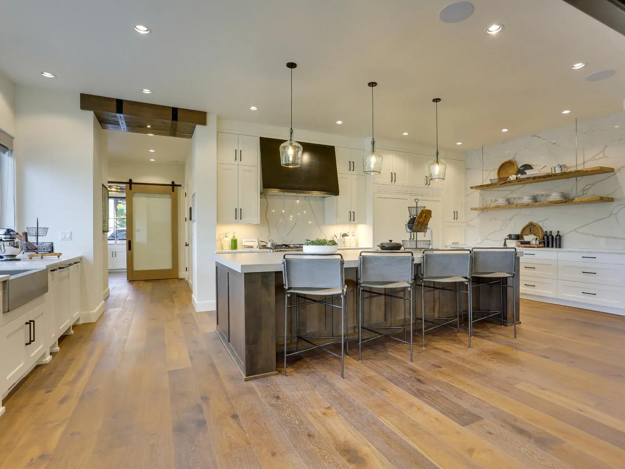 Stone Bridge Kitchen